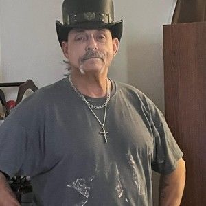 Meet your Posher, Randall